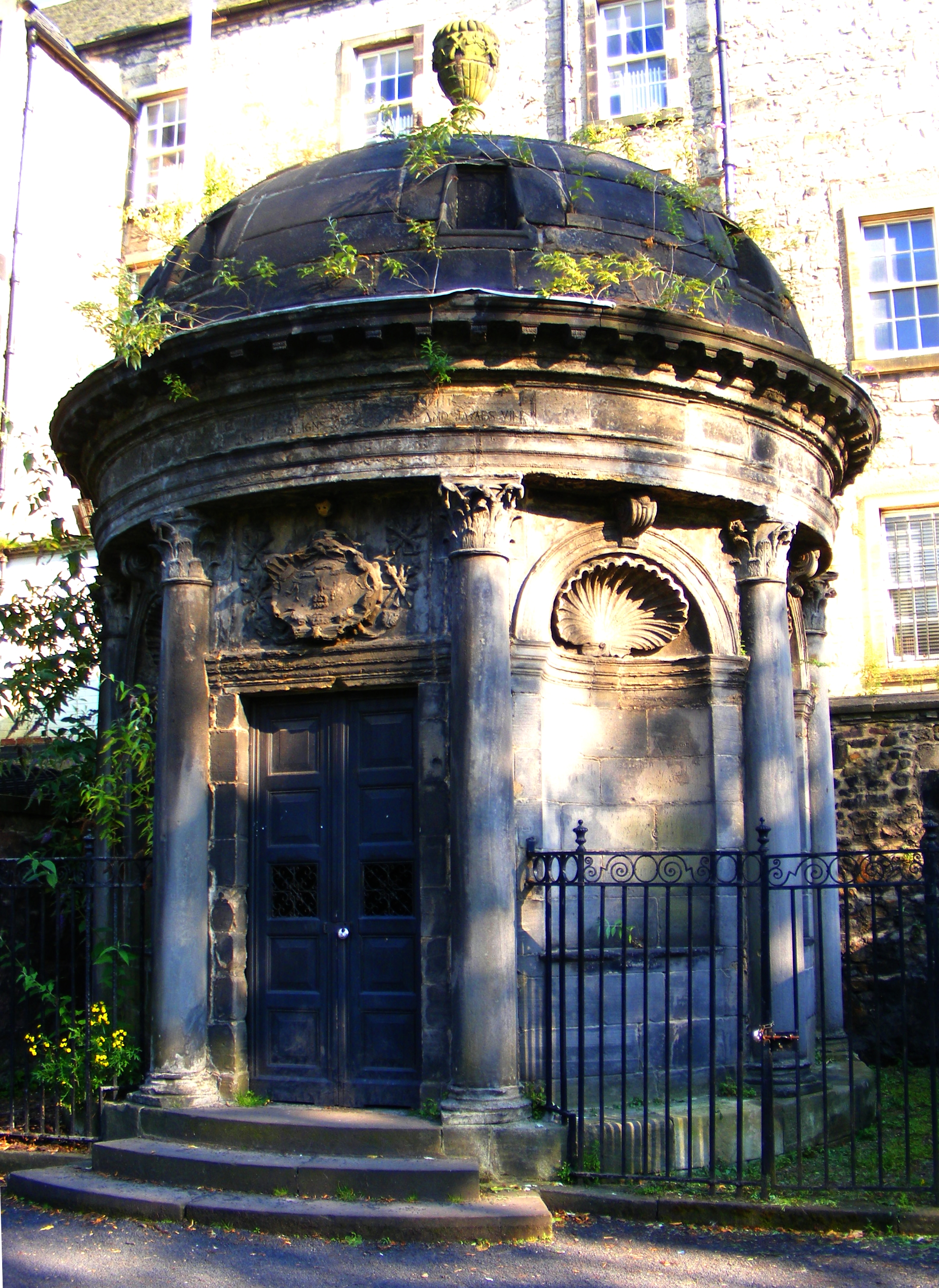 Mauseleo de Lord Mackenzie, Edimburgo