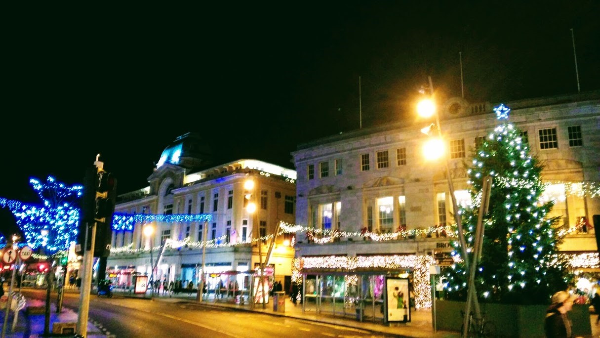 St Patrick Street durante la Navidad en Cork