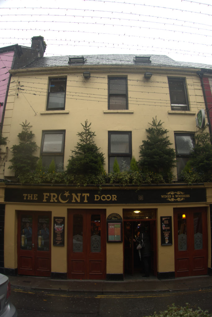 Guida ai migliori pub con musica dal vivo a Galway: The Front Door